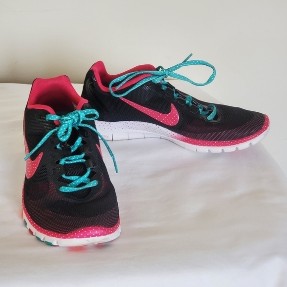 Nike Free 3.0 Running Shoes - Picture 6 of 13
